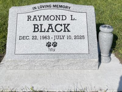 Raymond Black Front